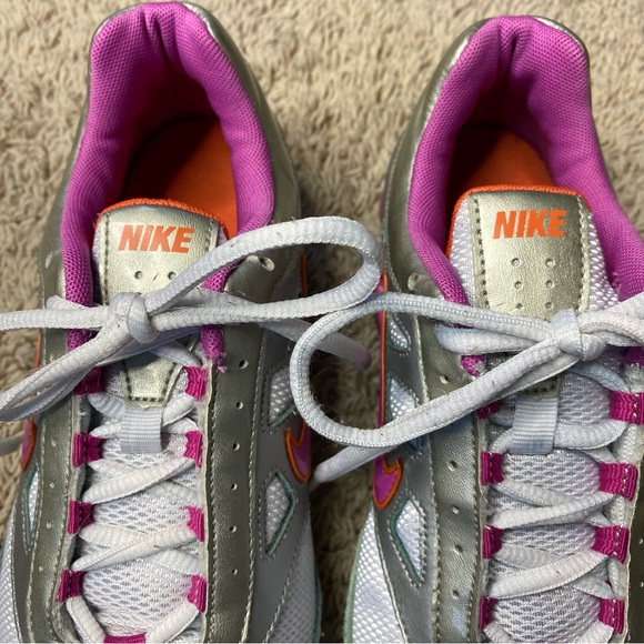 Nike Impax Sneakers, size 7 - Picture 7 of 14